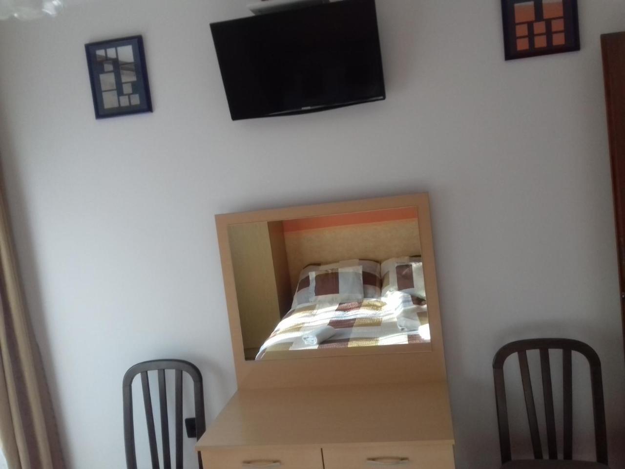 Petra Vendeghaz Apartment Buk Ngoại thất bức ảnh
